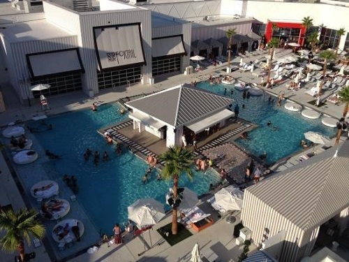 SLS Hotel Las Vegas pool